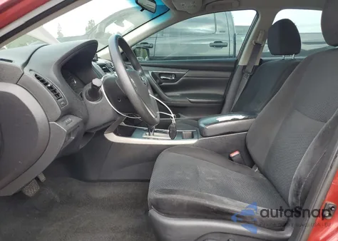 2015 Nissan Altima 2.5 z USA, uszkodzony, nr VIN 1N4AL3AP7FN892905